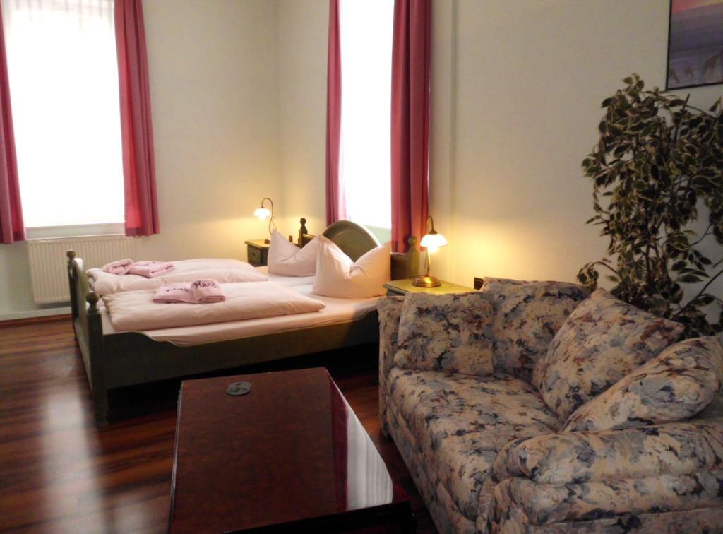 Thuringer Hof Hildburghausen Hotel Phòng bức ảnh