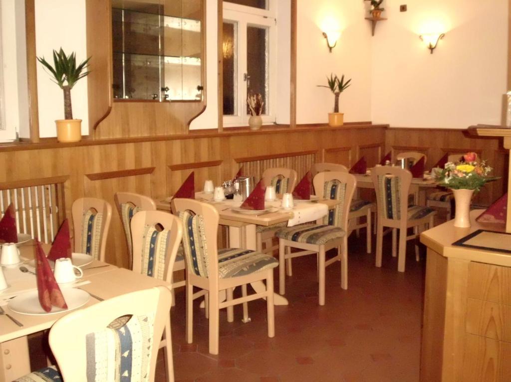Thuringer Hof Hildburghausen Hotel Ngoại thất bức ảnh